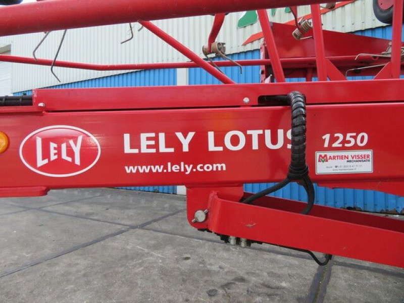 Mähaufbereiter & Zetter des Typs Lely Lotus 1250, Gebrauchtmaschine in Joure (Bild 2)