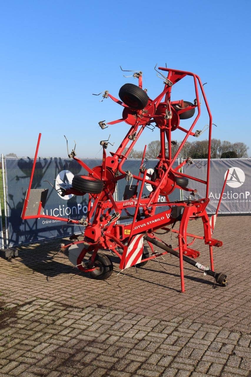 Mähaufbereiter & Zetter du type Lely Lotus Stabilo, Gebrauchtmaschine en Antwerpen (Photo 10)
