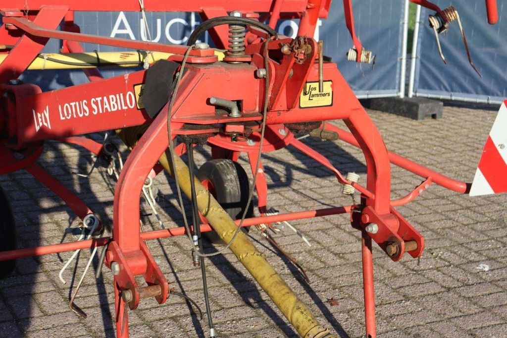 Mähaufbereiter & Zetter van het type Lely LOTUS STABILO, Gebrauchtmaschine in Antwerpen (Foto 11)