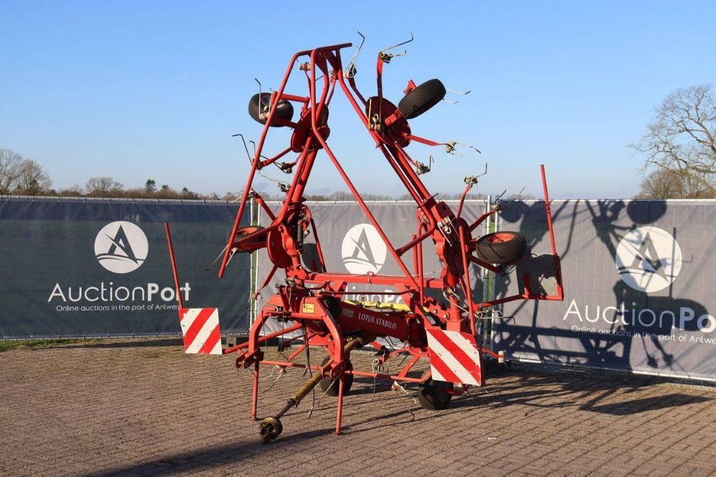Mähaufbereiter & Zetter van het type Lely LOTUS STABILO, Gebrauchtmaschine in Antwerpen (Foto 3)