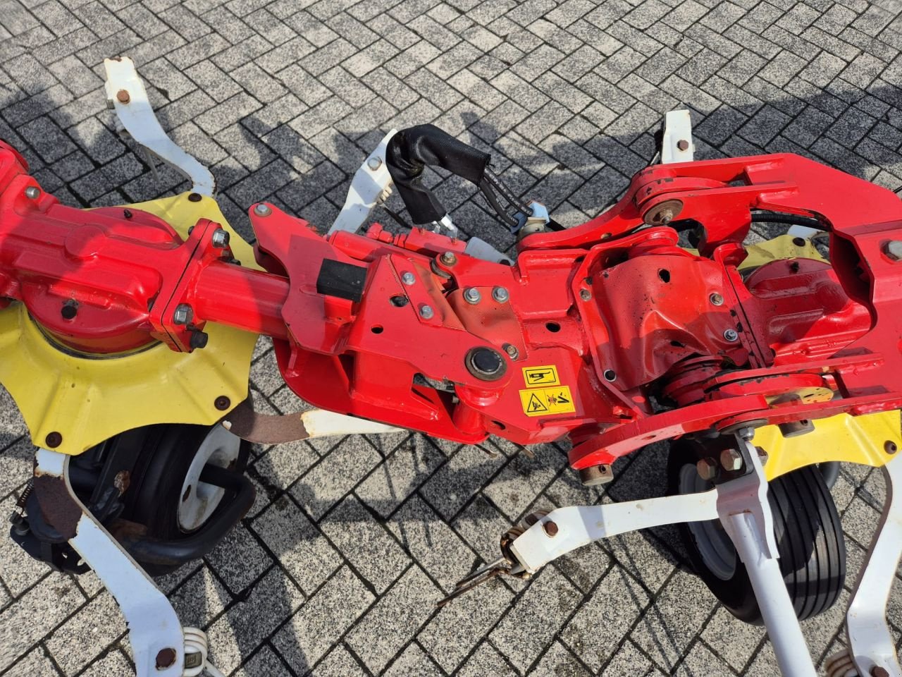 Mähaufbereiter & Zetter tip Sonstige P&ouml;ttinger HIT 1214 T, Gebrauchtmaschine in Oosterwolde (Poză 10)