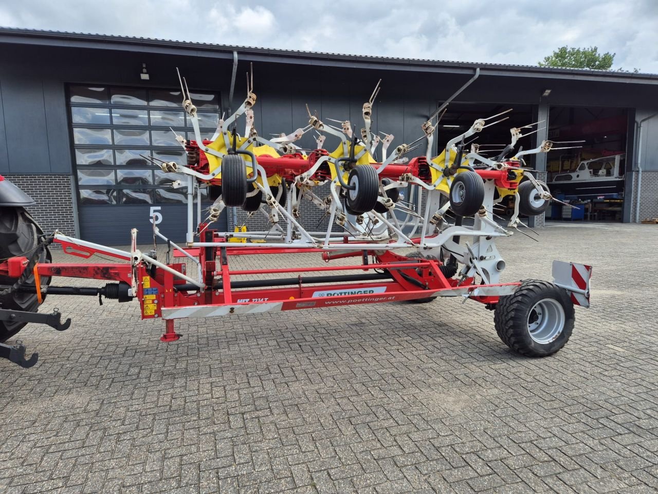 Mähaufbereiter & Zetter tip Sonstige P&ouml;ttinger HIT 1214 T, Gebrauchtmaschine in Oosterwolde (Poză 3)