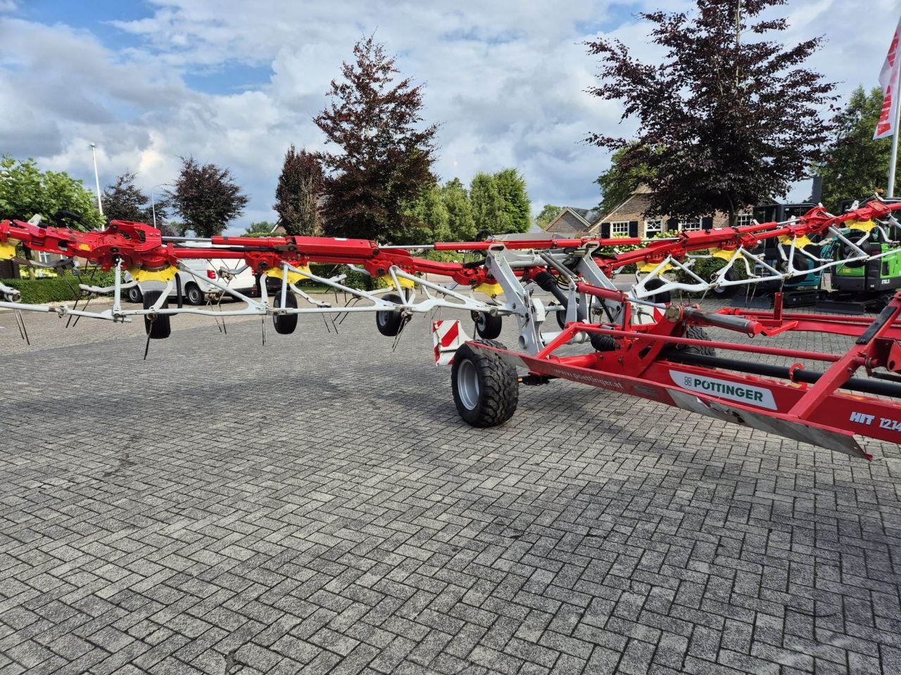 Mähaufbereiter & Zetter tip Sonstige P&ouml;ttinger HIT 1214 T, Gebrauchtmaschine in Oosterwolde (Poză 11)