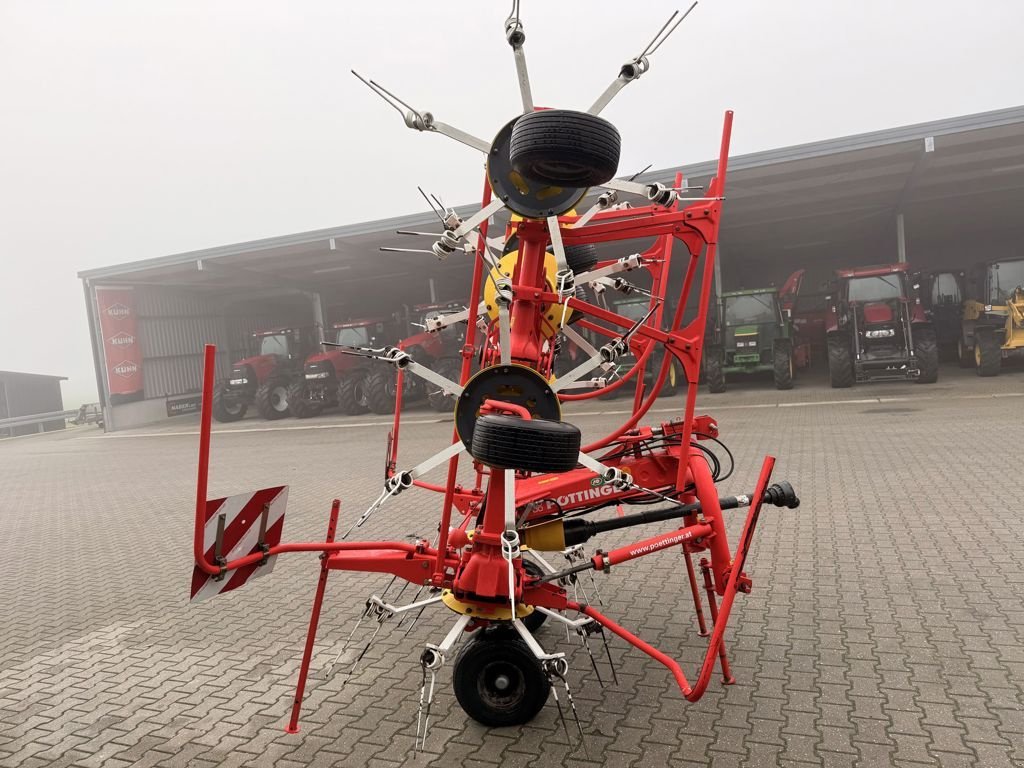 Mähaufbereiter & Zetter des Typs Sonstige P&ouml;ttinger HIT 910NZ schudder, Gebrauchtmaschine in Coevorden (Bild 3)