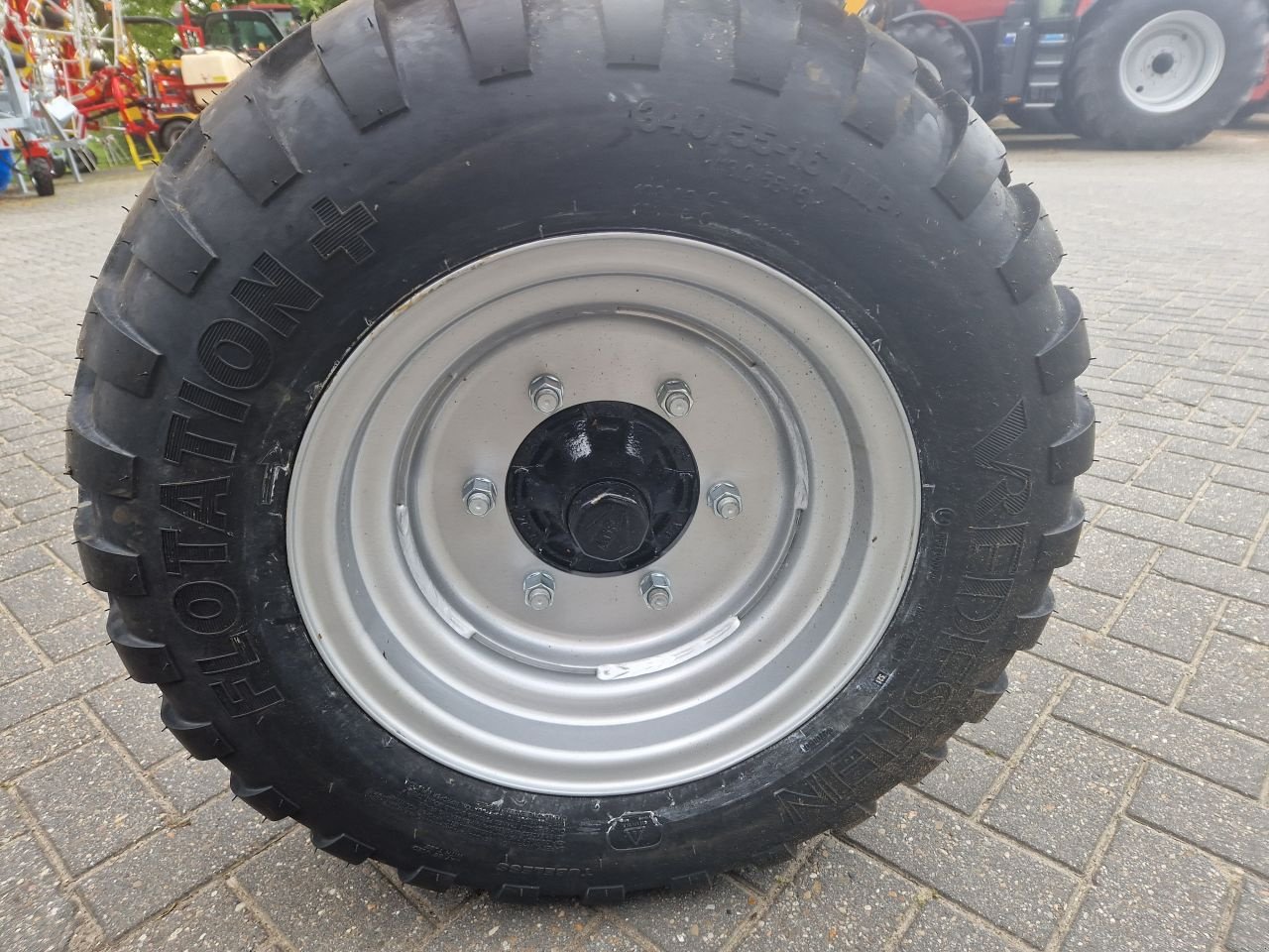 Mähaufbereiter & Zetter of the type Sonstige P&ouml;ttinger TOP 702 C SMAL IN TRANSPORT, Neumaschine in Bleiswijk (Picture 6)