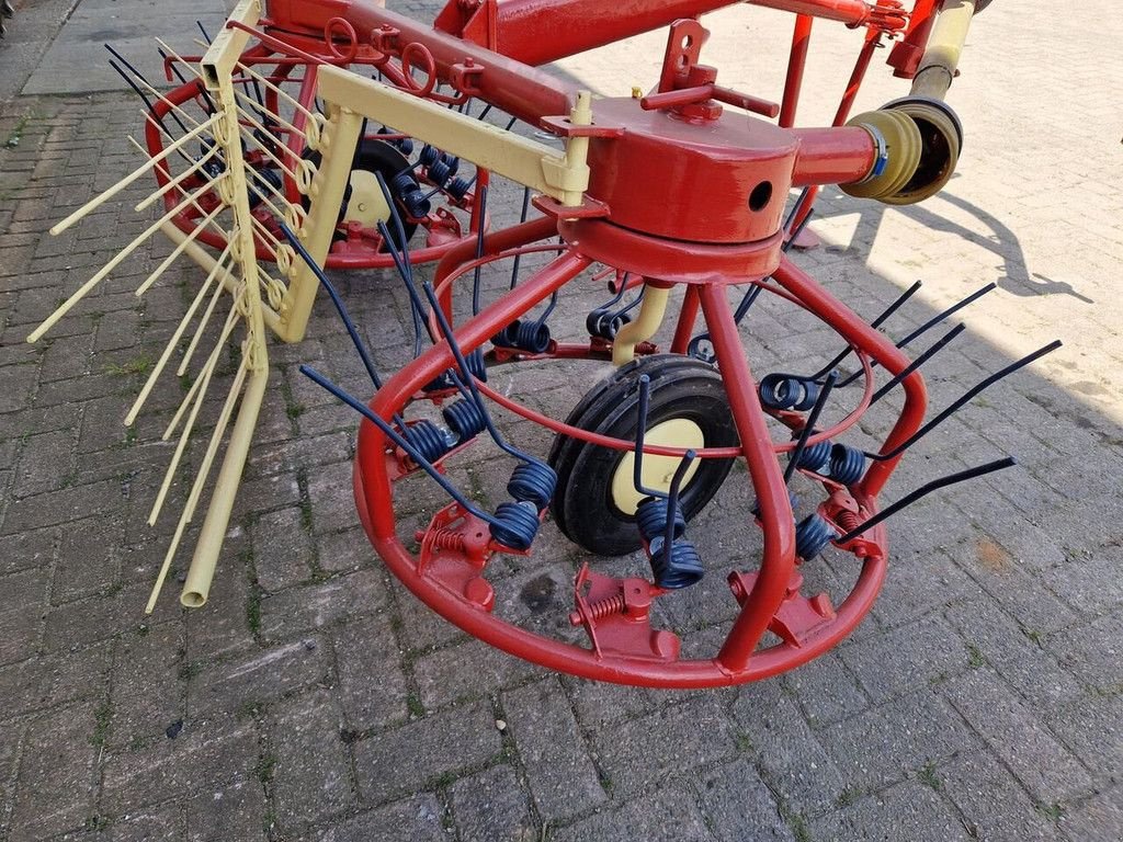 Mähaufbereiter & Zetter des Typs Sonstige PZ strela, Gebrauchtmaschine in Goudriaan (Bild 7)