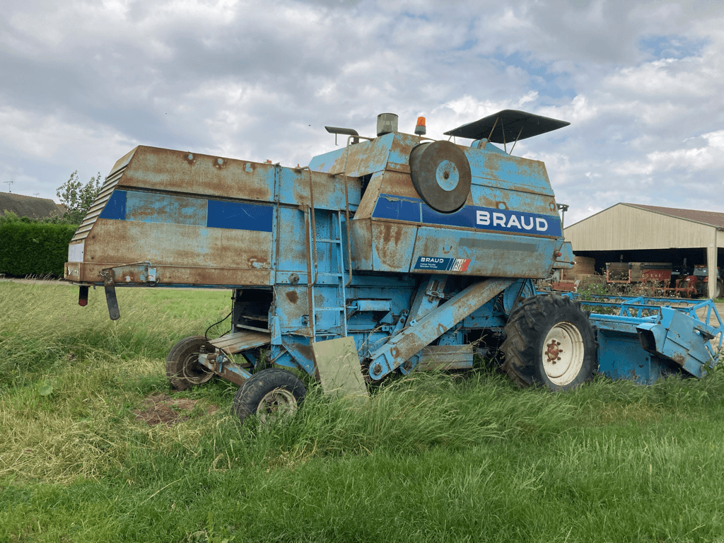 Mähdrescher typu Braud 640, Gebrauchtmaschine w CINTHEAUX (Zdjęcie 2)