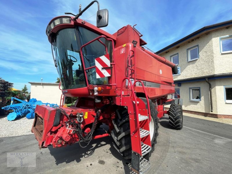 Case IH 2388 Axial Flow, Gebrauchtmaschine, Rok výroby: 2002, Provozní hod./hektar: 3720, Moto-hodiny: 3720 Hodin (Obrázek 1) Mähdrescher typu Case IH 2388 Axial Flow, Gebrauchtmaschine v Pragsdorf (Obrázek 1)