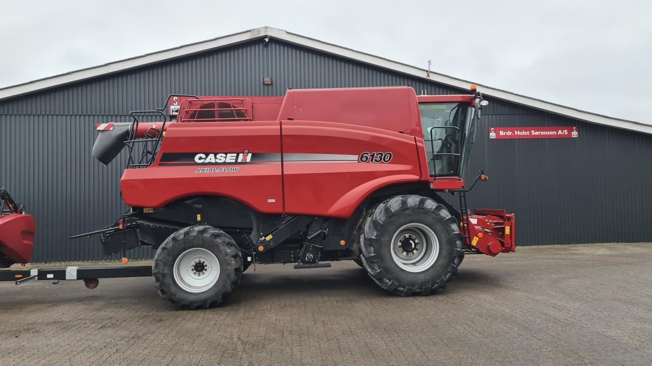 Mähdrescher van het type Case IH 6130, Gebrauchtmaschine in Ribe (Foto 8)