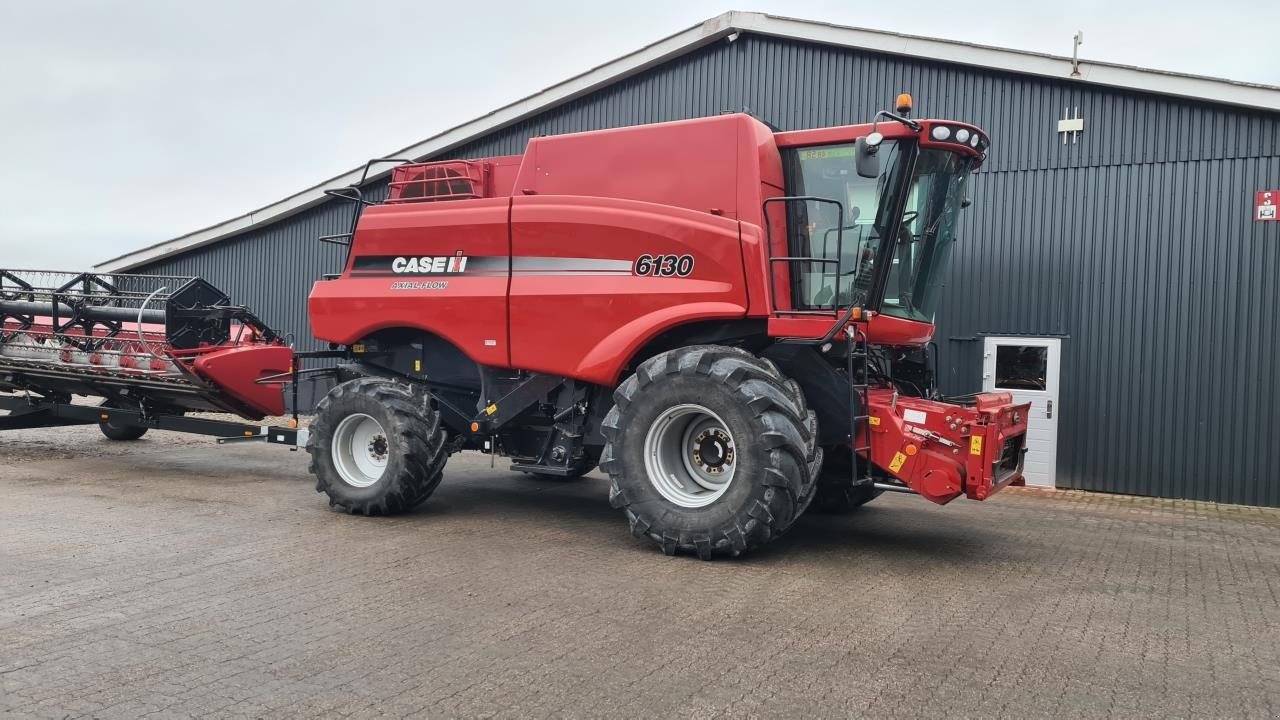 Mähdrescher van het type Case IH 6130, Gebrauchtmaschine in Ribe (Foto 1)