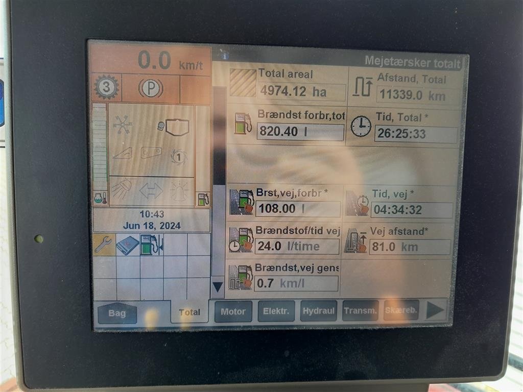 Mähdrescher des Typs Case IH 8010 med 30 fods skærebord, Gebrauchtmaschine in Horsens (Bild 17)