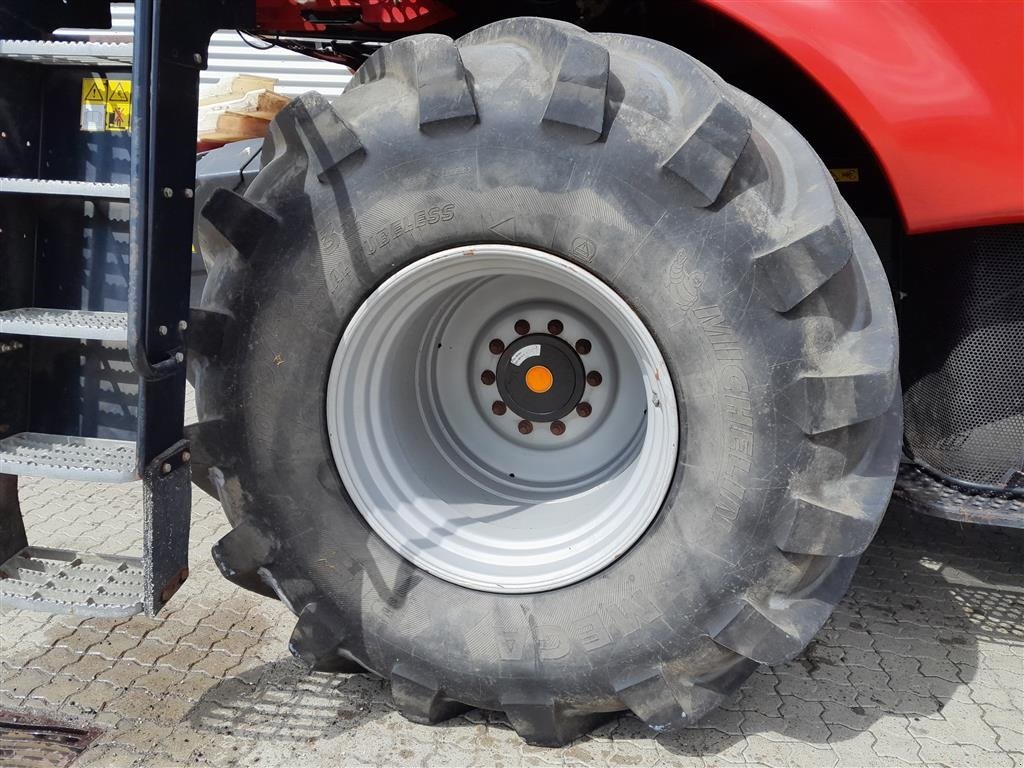 Mähdrescher des Typs Case IH 8010 med 30 fods skærebord, Gebrauchtmaschine in Horsens (Bild 12)