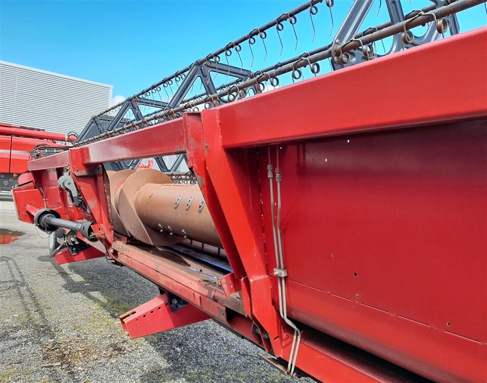 Mähdrescher des Typs Case IH 8010 med 30 fods skærebord, Gebrauchtmaschine in Horsens (Bild 24)