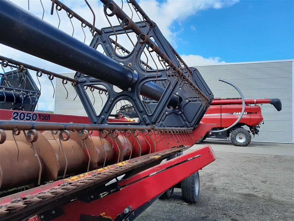 Mähdrescher des Typs Case IH 8010 med 30 fods skærebord, Gebrauchtmaschine in Horsens (Bild 23)