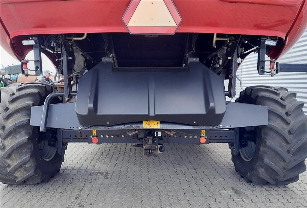 Mähdrescher des Typs Case IH 8010 med 30 fods skærebord, Gebrauchtmaschine in Horsens (Bild 10)