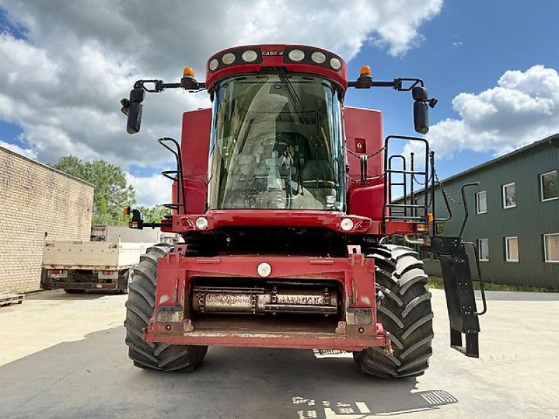 Mähdrescher of the type Case IH 8010, Gebrauchtmaschine in Kaunas (Picture 15)