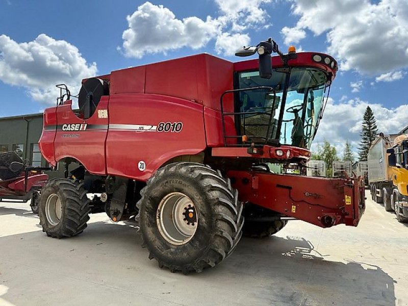 Mähdrescher of the type Case IH 8010, Gebrauchtmaschine in Kaunas (Picture 3)