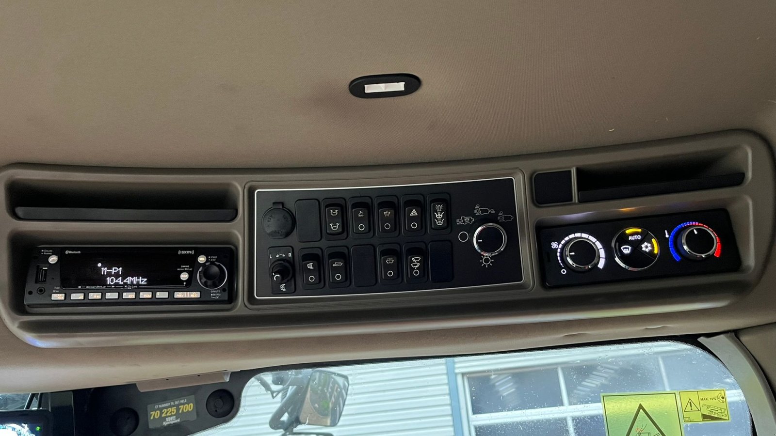 Mähdrescher от тип Case IH 8250 Axial-Flow med 35fod Varicut skærebord. Dansk maskine, Gebrauchtmaschine в Lintrup (Снимка 22)