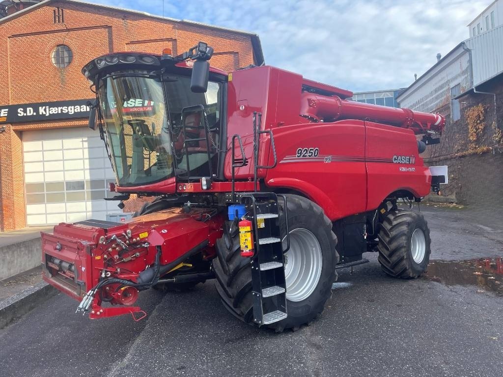 Mähdrescher Türe ait Case IH 9250, Gebrauchtmaschine içinde Vrå, Frejlev, Hornslet & Ringsted (resim 1)