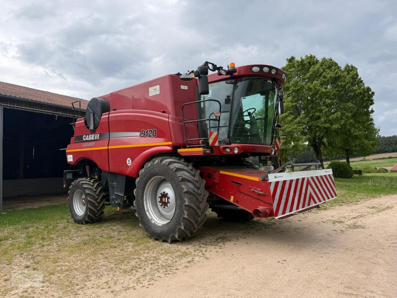 Mähdrescher tip Case IH Axial 9120, Gebrauchtmaschine in Pfreimd (Poză 1)