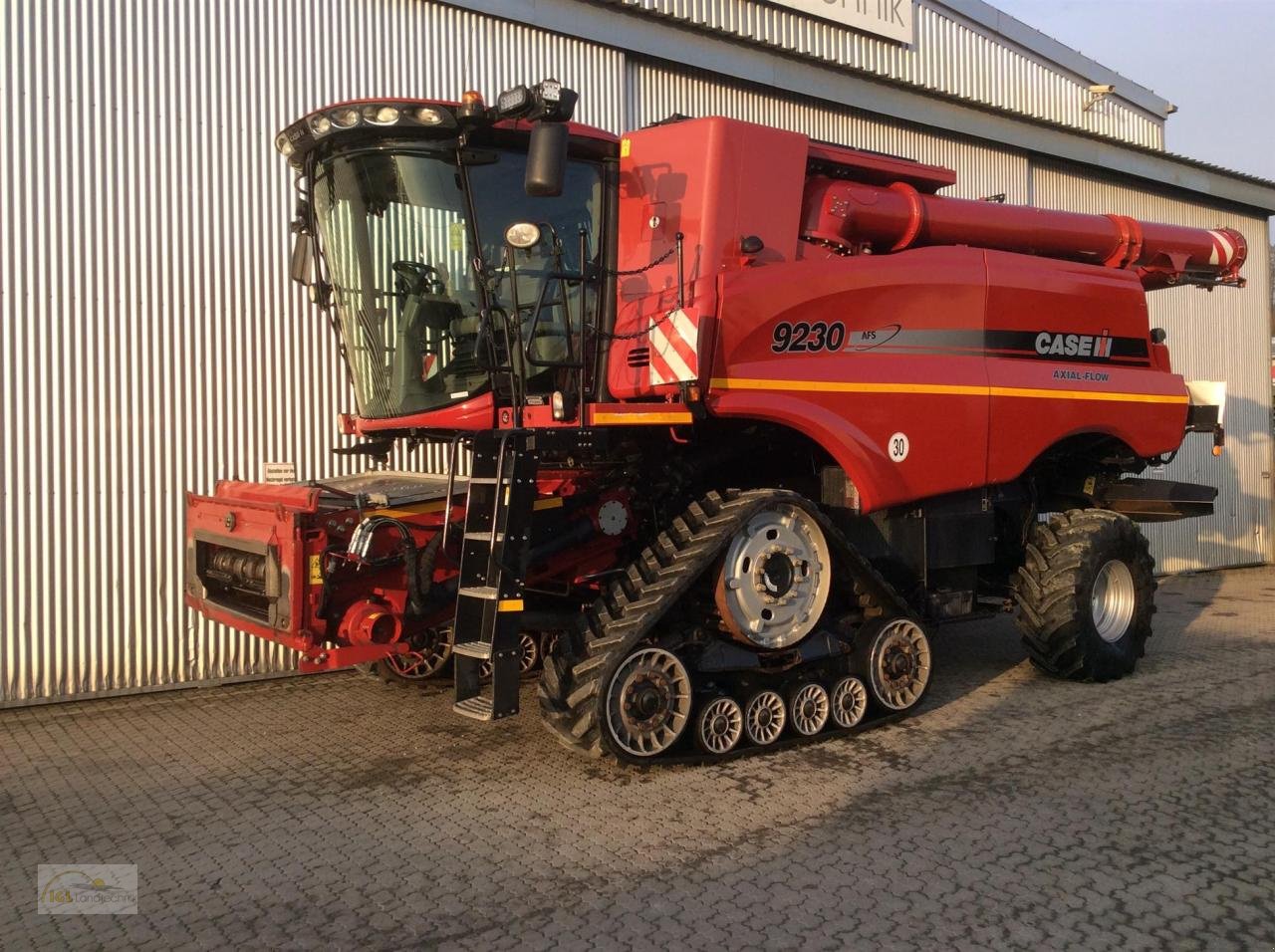 Mähdrescher typu Case IH Axial 9230, Gebrauchtmaschine v Pfreimd (Obrázek 1)
