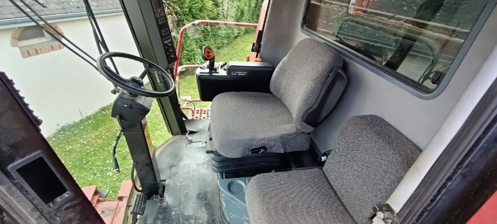 Mähdrescher of the type Case IH AXIAL FLOW 2188, Gebrauchtmaschine in NEUVILLE AUX BOIS (Picture 8)