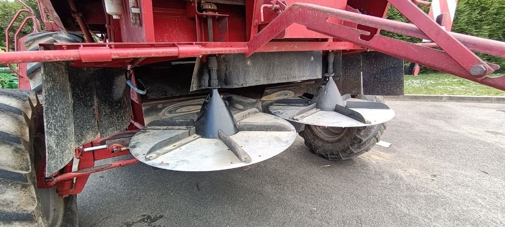 Mähdrescher of the type Case IH AXIAL FLOW 2188, Gebrauchtmaschine in NEUVILLE AUX BOIS (Picture 7)