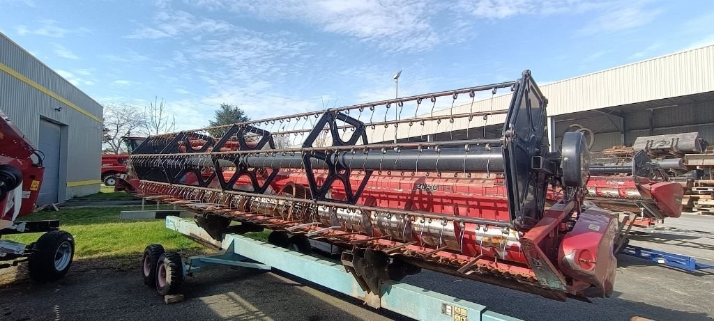 Mähdrescher del tipo Case IH AXIAL-FLOW 2388 X-CLUSIVE, Gebrauchtmaschine In NEUVILLE AUX BOIS (Immagine 10)