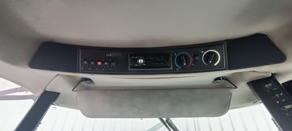 Mähdrescher del tipo Case IH AXIAL-FLOW 2388 X-CLUSIVE, Gebrauchtmaschine In NEUVILLE AUX BOIS (Immagine 7)