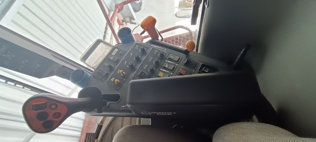 Mähdrescher del tipo Case IH AXIAL-FLOW 2388 X-CLUSIVE, Gebrauchtmaschine In NEUVILLE AUX BOIS (Immagine 5)