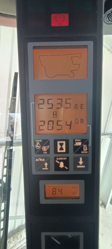 Mähdrescher del tipo Case IH AXIAL-FLOW 2388 X-CLUSIVE, Gebrauchtmaschine In NEUVILLE AUX BOIS (Immagine 9)