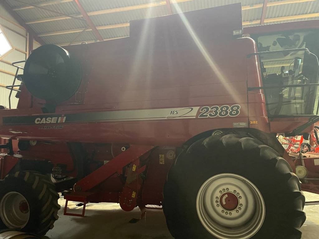 Mähdrescher типа Case IH AXIAL FLOW 2388, Gebrauchtmaschine в Mern (Фотография 9)