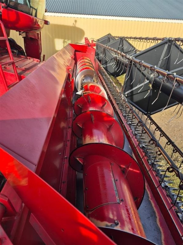Mähdrescher Türe ait Case IH AXIAL-FLOW 2388, Gebrauchtmaschine içinde Aulum (resim 11)