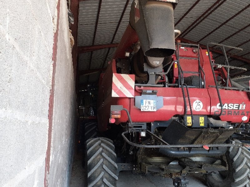 Mähdrescher typu Case IH AXIAL-FLOW 6140, Gebrauchtmaschine w CHAUMONT (Zdjęcie 4)
