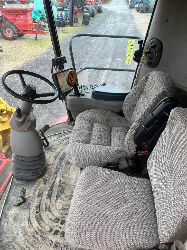 Mähdrescher of the type Case IH AXIAL-FLOW 7120, Gebrauchtmaschine in VERT TOULON (Picture 5)