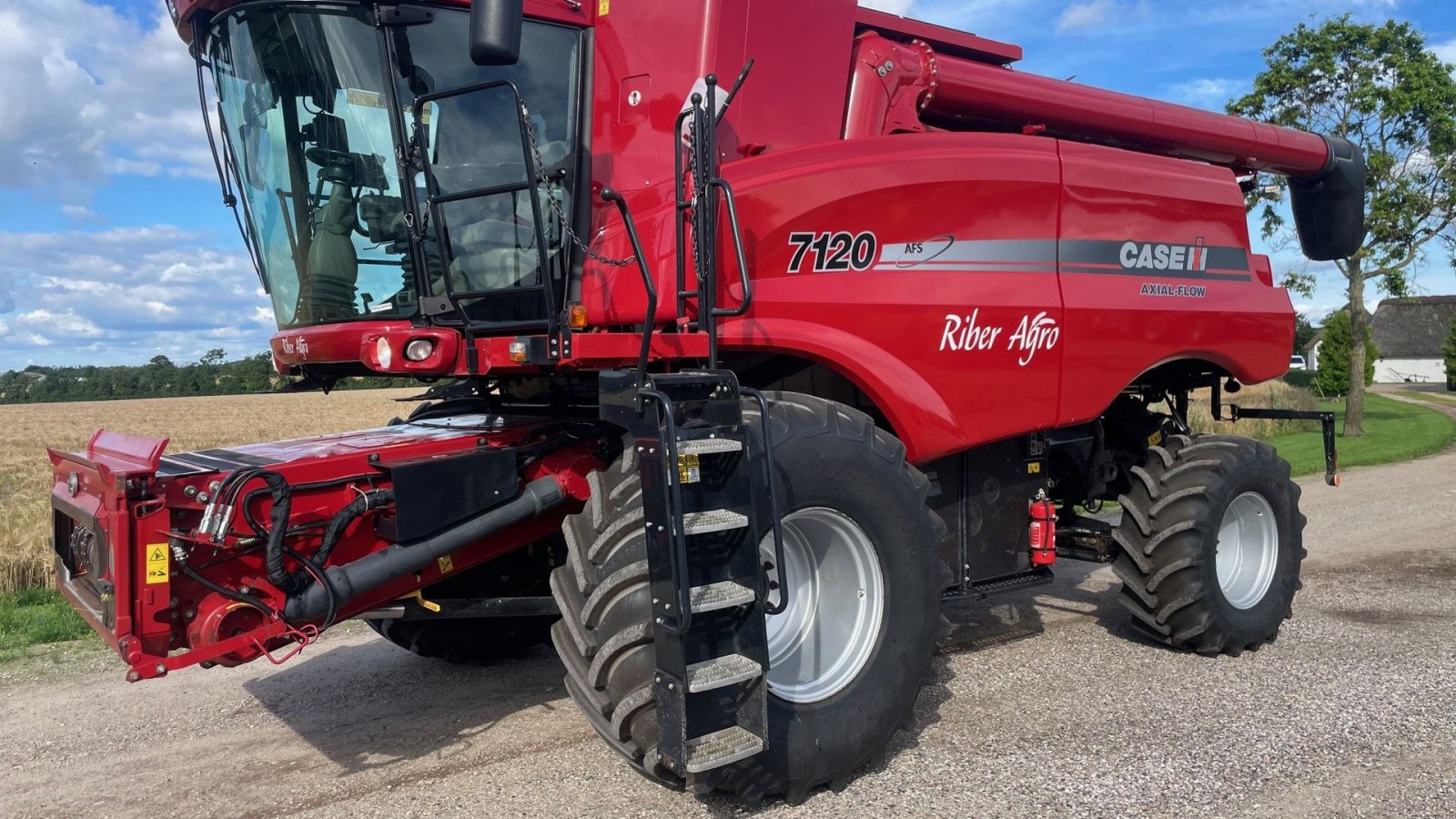 Mähdrescher typu Case IH Axial Flow 7120, Gebrauchtmaschine v Varde (Obrázek 1)