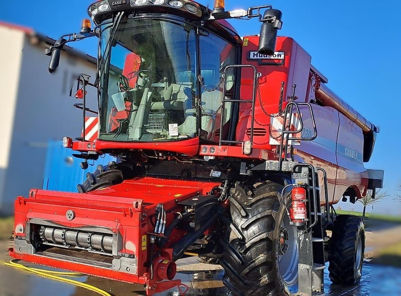 Mähdrescher du type Case IH Axial Flow 7230, Gebrauchtmaschine en Könnern (Photo 4)