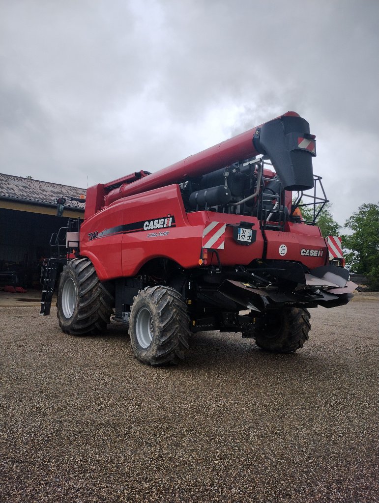 Mähdrescher typu Case IH AXIAL-FLOW 7240, Gebrauchtmaschine v SAINT MARTIN EN BRESSE (Obrázek 8)