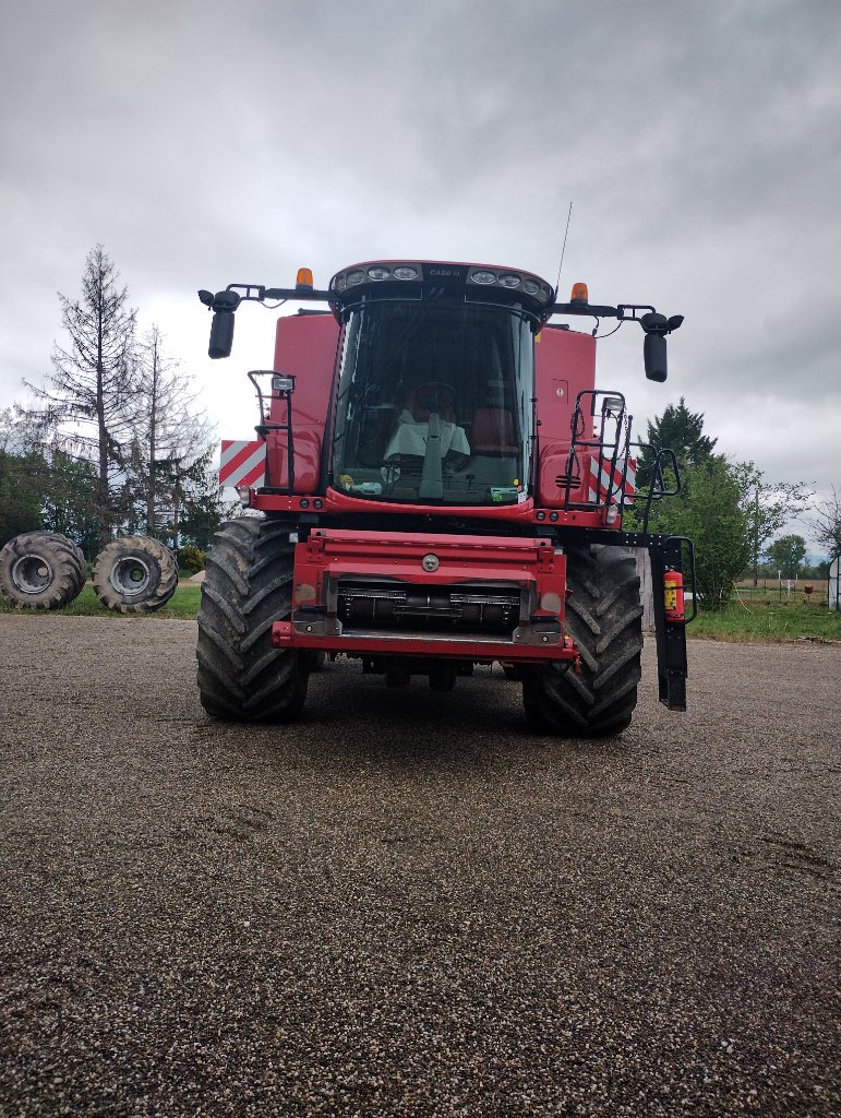 Mähdrescher typu Case IH AXIAL-FLOW 7240, Gebrauchtmaschine v SAINT MARTIN EN BRESSE (Obrázek 1)