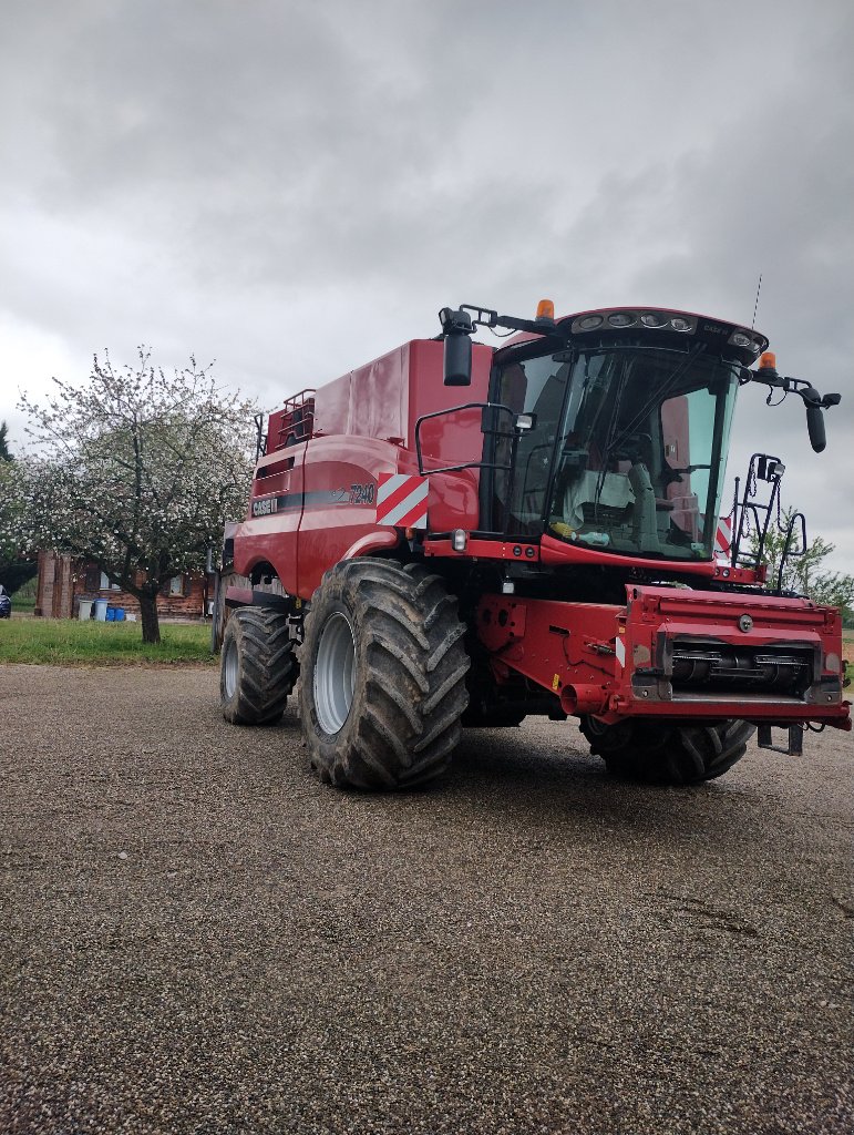 Mähdrescher typu Case IH AXIAL-FLOW 7240, Gebrauchtmaschine v SAINT MARTIN EN BRESSE (Obrázek 5)