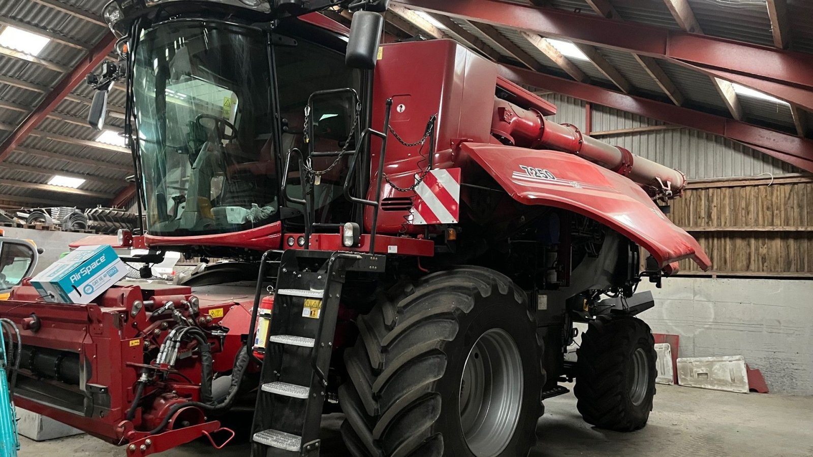 Mähdrescher от тип Case IH Axial Flow 7250 M. skærebord, Gebrauchtmaschine в Horsens (Снимка 1)