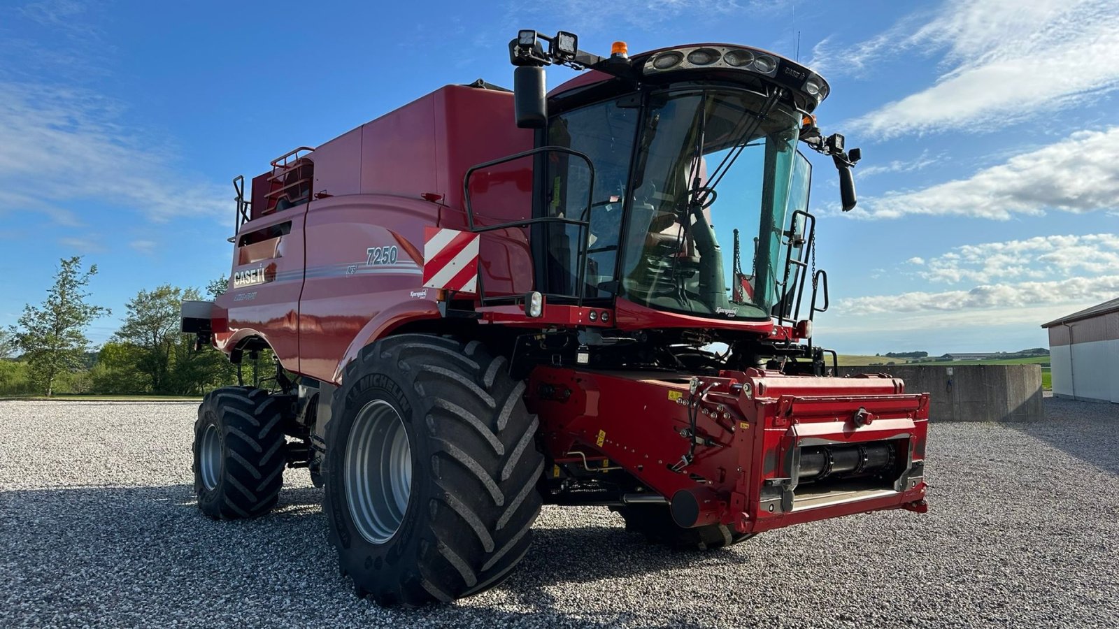 Mähdrescher van het type Case IH AXIAL-FLOW 7250, Gebrauchtmaschine in Hadsten (Foto 1)