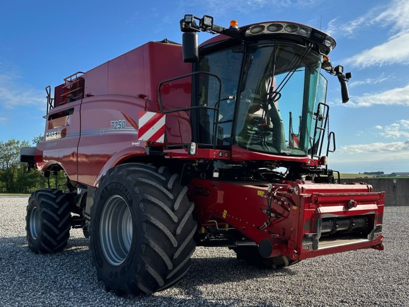 Mähdrescher типа Case IH AXIAL-FLOW 7250, Gebrauchtmaschine в Hadsten (Фотография 1)