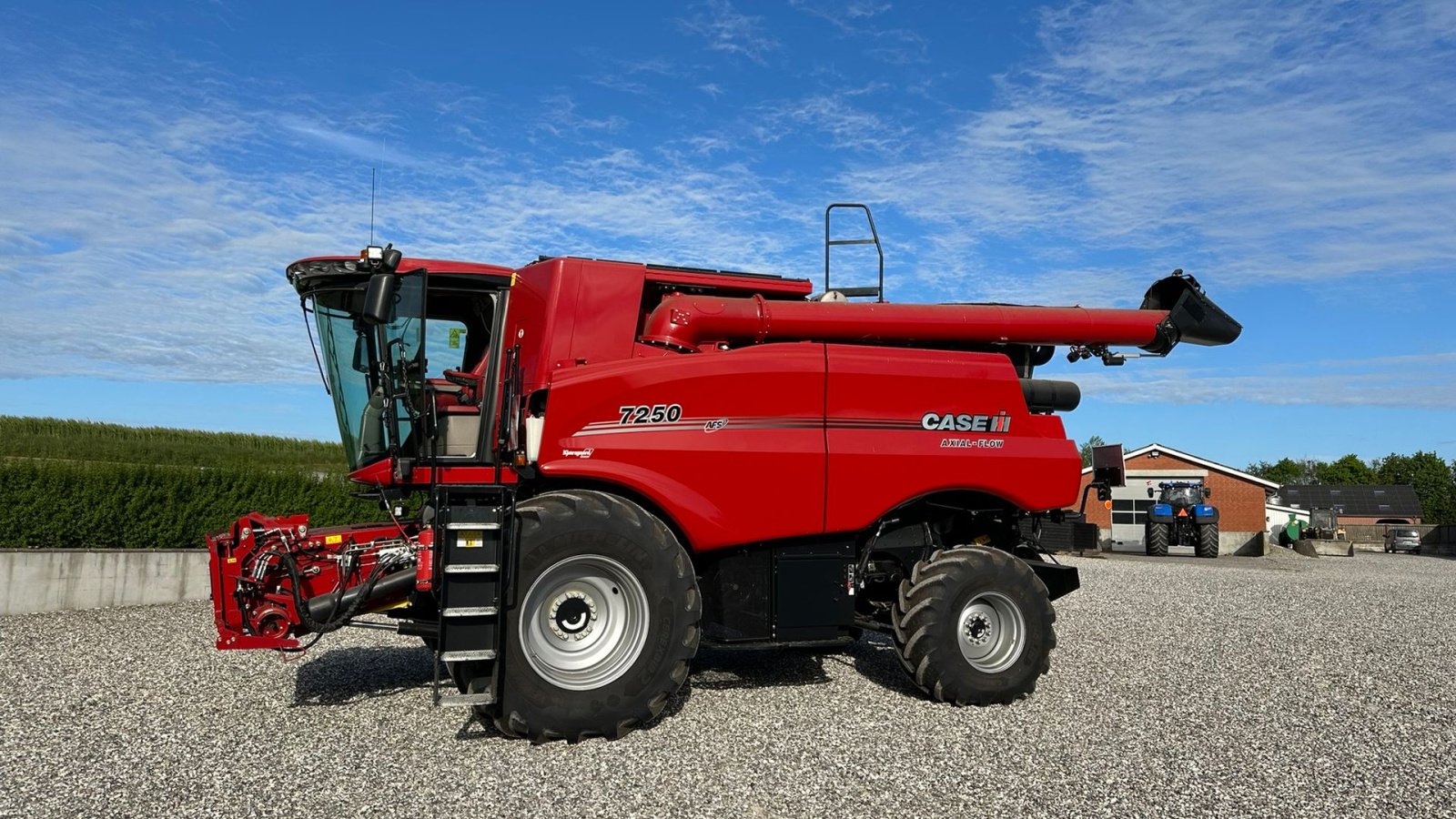 Mähdrescher van het type Case IH AXIAL-FLOW 7250, Gebrauchtmaschine in Hadsten (Foto 2)