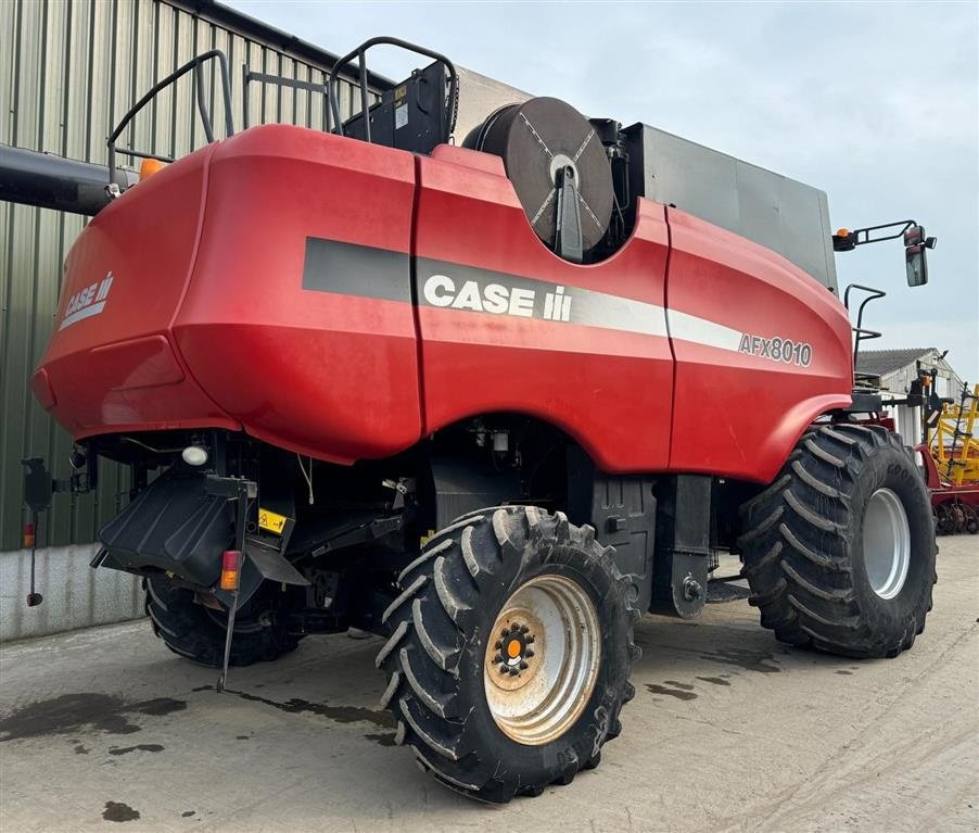Mähdrescher typu Case IH Axial-Flow 8010 AFX 8010 med skærebord og vogn., Gebrauchtmaschine v Kolding (Obrázek 7)