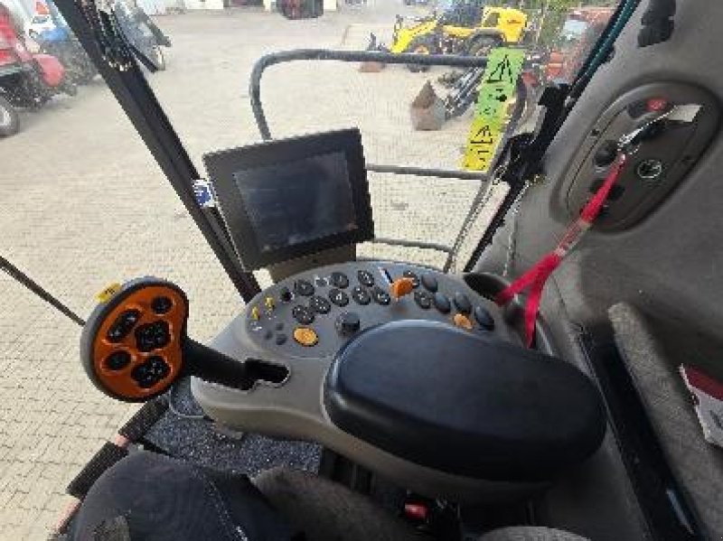 Mähdrescher of the type Case IH AXIAL FLOW 8010, Gebrauchtmaschine in Thisted (Picture 8)