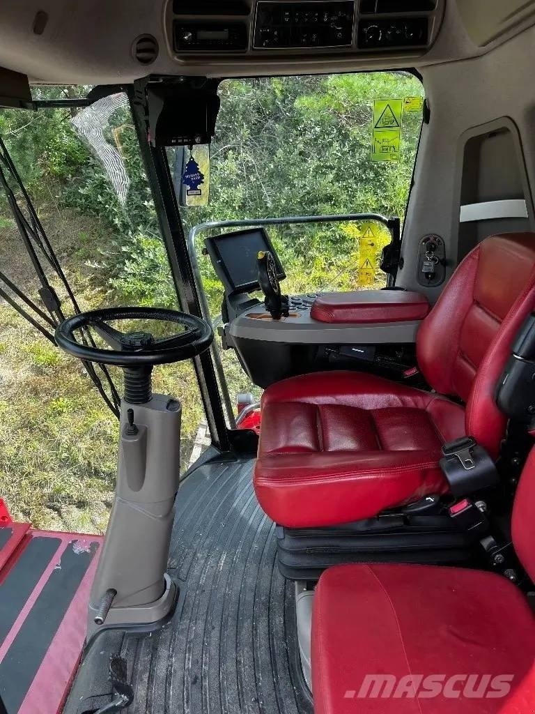 Mähdrescher a típus Case IH Axial Flow 8230, Gebrauchtmaschine ekkor: Vrå, Frejlev, Hornslet & Ringsted (Kép 4)
