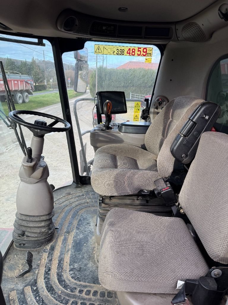 Mähdrescher du type Case IH AXIAL-FLOW 8230, Gebrauchtmaschine en Brabant-le-Roi (Photo 7)