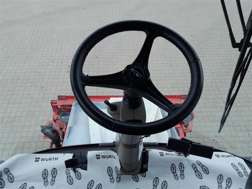 Mähdrescher des Typs Case IH Axial Flow 8240 med 30 fods Vario skærebord, Gebrauchtmaschine in Horsens (Bild 14)