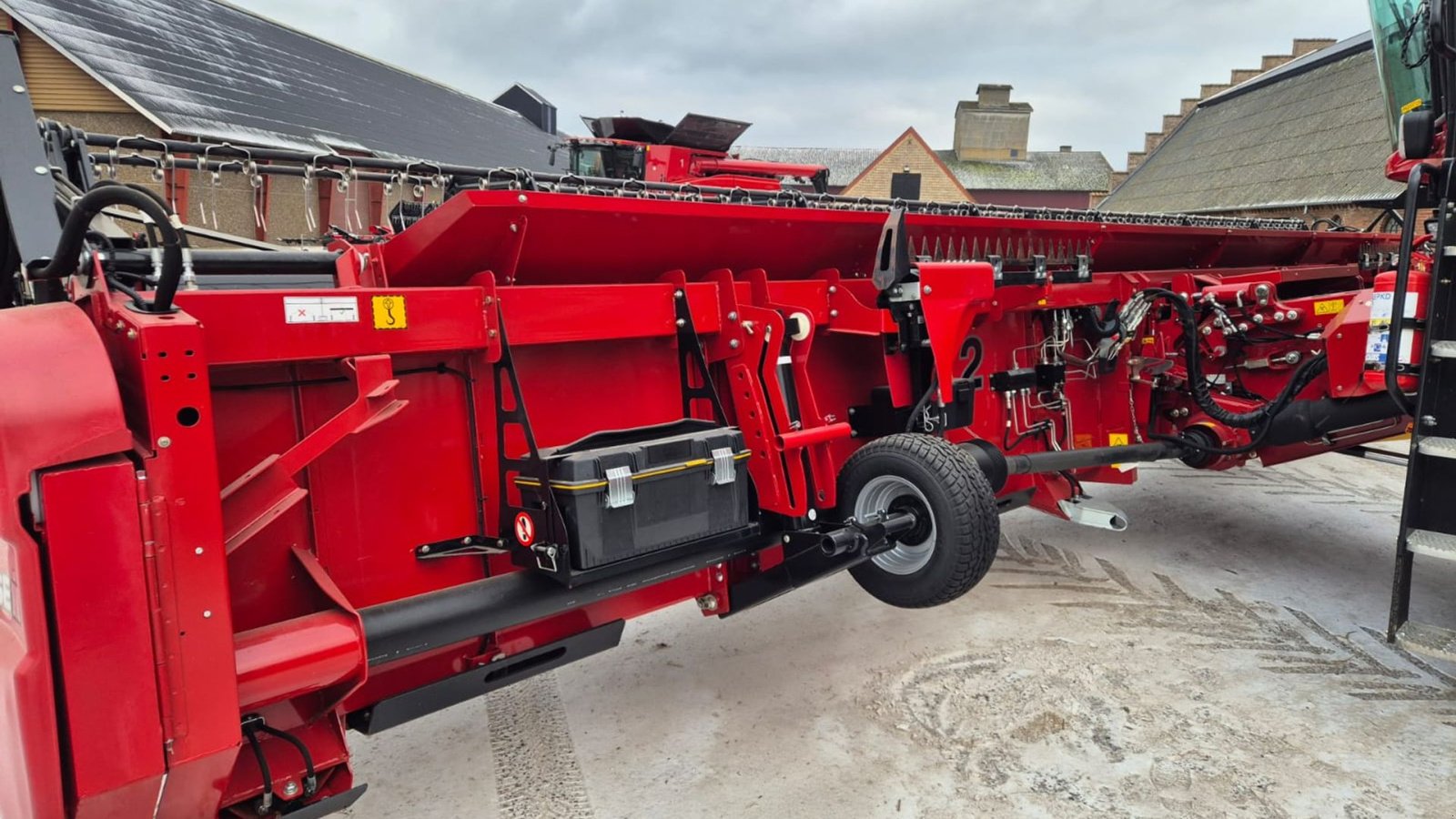 Mähdrescher za tip Case IH Axial Flow 8250 8250 4WD med 35 fod 3050 skærebord, Gebrauchtmaschine u Viborg (Slika 13)